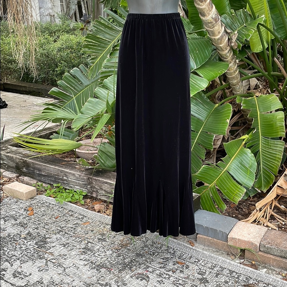 Onyx Nite velvet or velour trumpet skirt